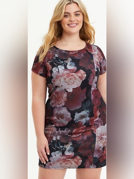 torrid Dresses & Skirts - Torrid Floral Scuba Dress, Size 2X - NWT